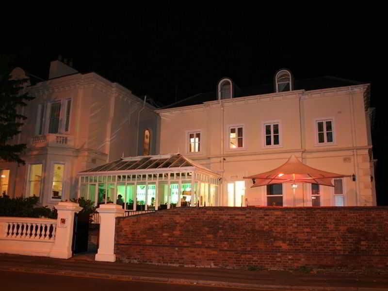 Episode Hotel Leamington Spa Exterior photo